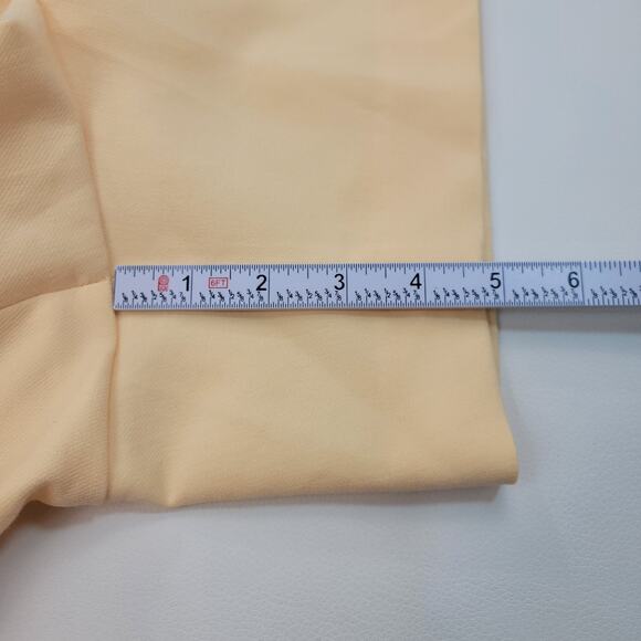 Abercrombie & Fitch Curve Love Tailored Shorts Size 18 Yellow 5" Inseam - Picture 9 of 10